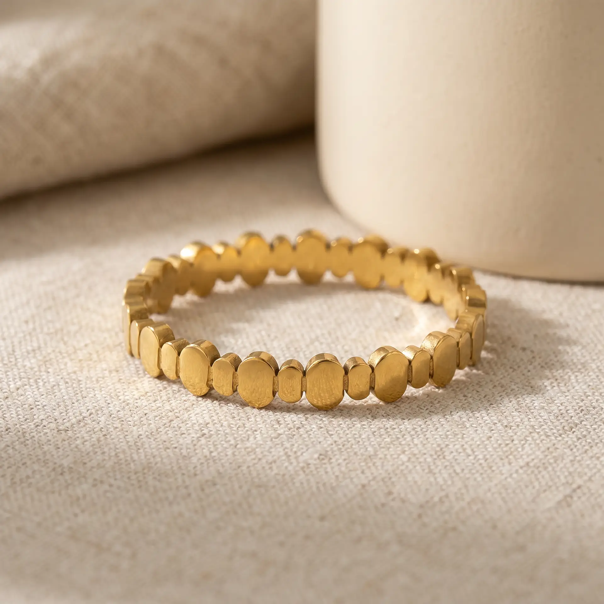 Dainty Circle Ring